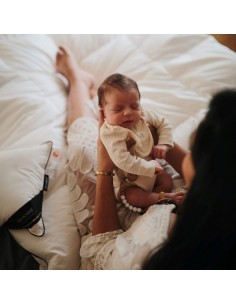 Attache tétine Eva en perles silicone Mushie Vert Amande 2