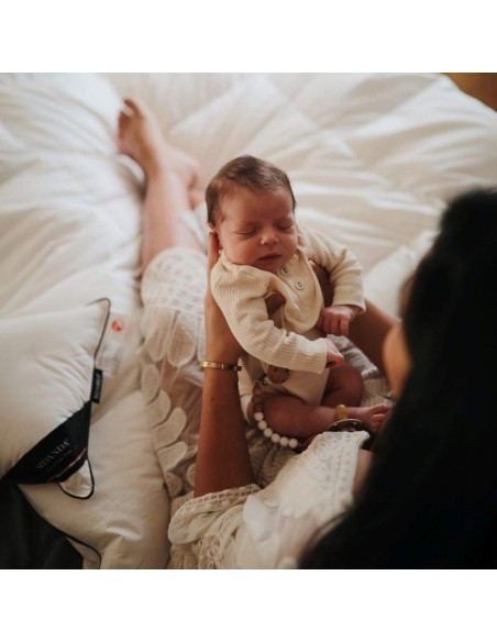 Attache tétine Eva en perles silicone Mushie Iron