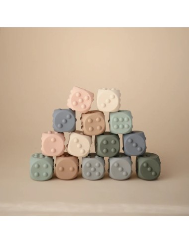 Jeu sensoriel Dés en Silicone Mushie