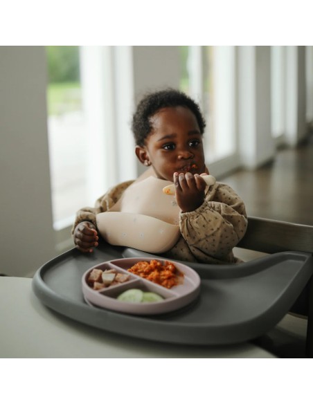 Mini Cuillères d'apprentissage Mushie (x2) en silicone souple Vert & Sable