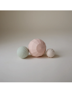 Lot de 3 Balles Sensorielles Mushie Blush 2
