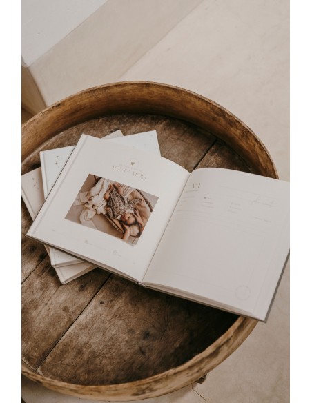 Livre de naissance - Petit Amour - Velours Blanc