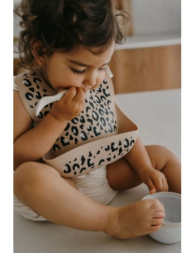 Bavoir souple en silicone Zakuw - Léopard